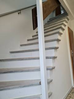 image-slider-with-thumbnail4.jpeg